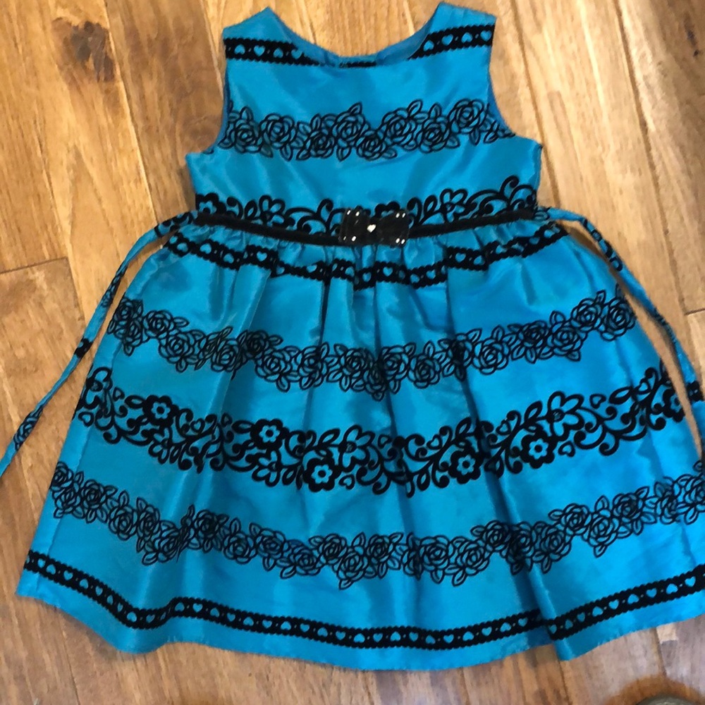 Youngland Kids holiday dress 4t